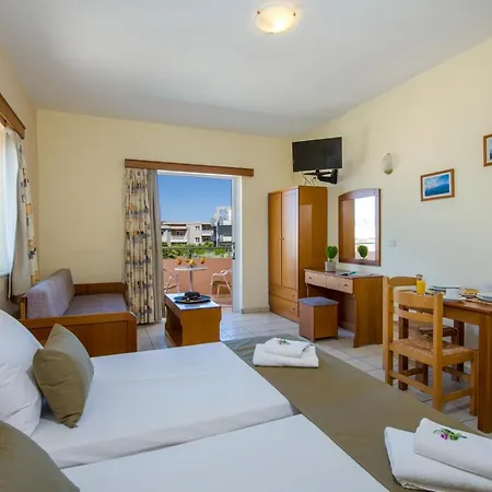 Apart-hotel Dias 2*