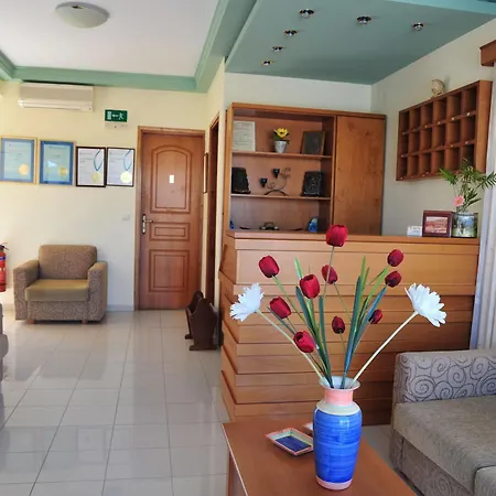 Apart-hotel Dias 2*